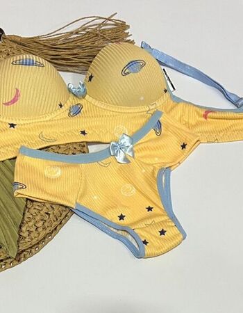 imagem CONJUNTO 10202 PP AMARELO ESPAÇO