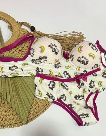imagem CONJUNTO 10202 PP BRANCO ARCO IRIS