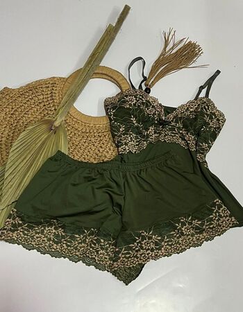 imagem SHORTDOLL MICROFIBRA 00742 VERDE DOURADO