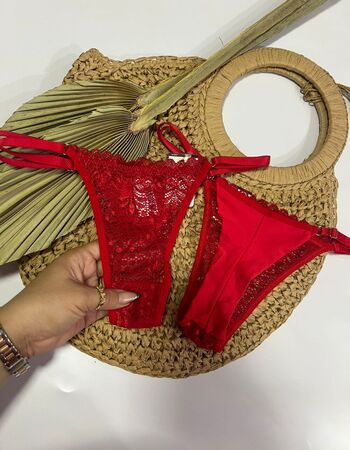 imagem CALCINHA COM REGULAGEM  2011 VERMELHO