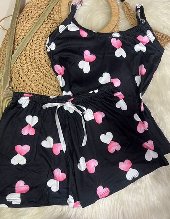 imagem PIJAMA DE SUED ESTAMPADO 631 PRETO CORAÇOES CORES