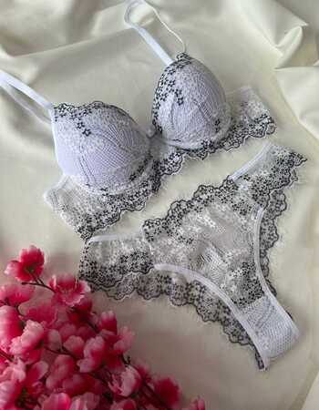 imagem CONJUNTO PREMIUM BRANCO COM PRETO