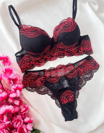 imagem CONJUNTO PREMIUM PRETO COM VERMELHO