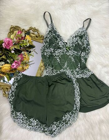imagem SHORTDOLL REF 513 BICOLOR VERDE MILITAR 2