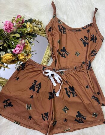 imagem PIJAMA DE SUED ESTAMPADO 631 MARRON