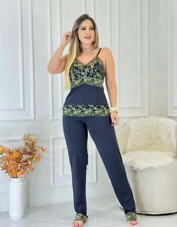 imagem PIJAMA DE CALCA 663B MICROFIBRA PRETO COM DOURADO